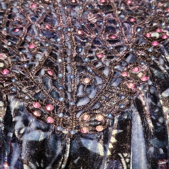 One World Velour Scoop Neck Purple & Blue Bling Top 97% Polyester Size M - Picture 5 of 10